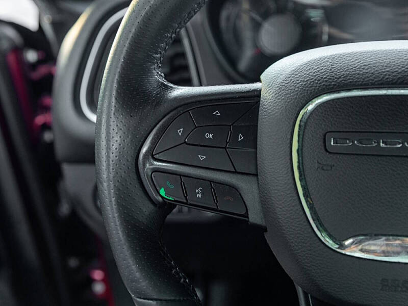 2018 Dodge Challenger SXT Plus