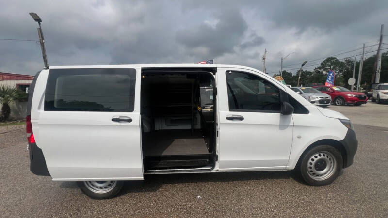 2018 Mercedes-Benz Metris for sale at Fabela's Auto Sales Inc. in Dickinson TX