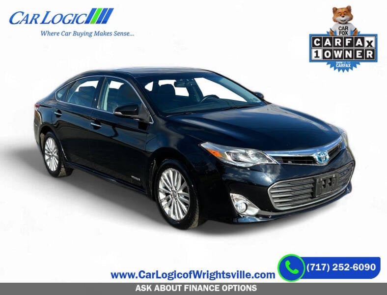 Toyota Avalon's photo