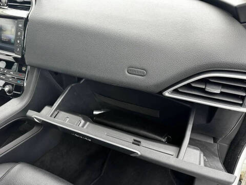 2017 Jaguar F-PACE 35t