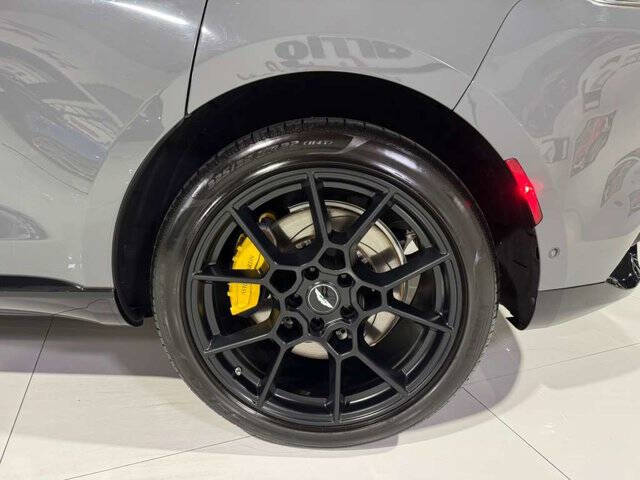 2021 Aston Martin DBX