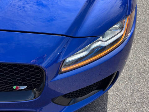 2018 Jaguar F-PACE S