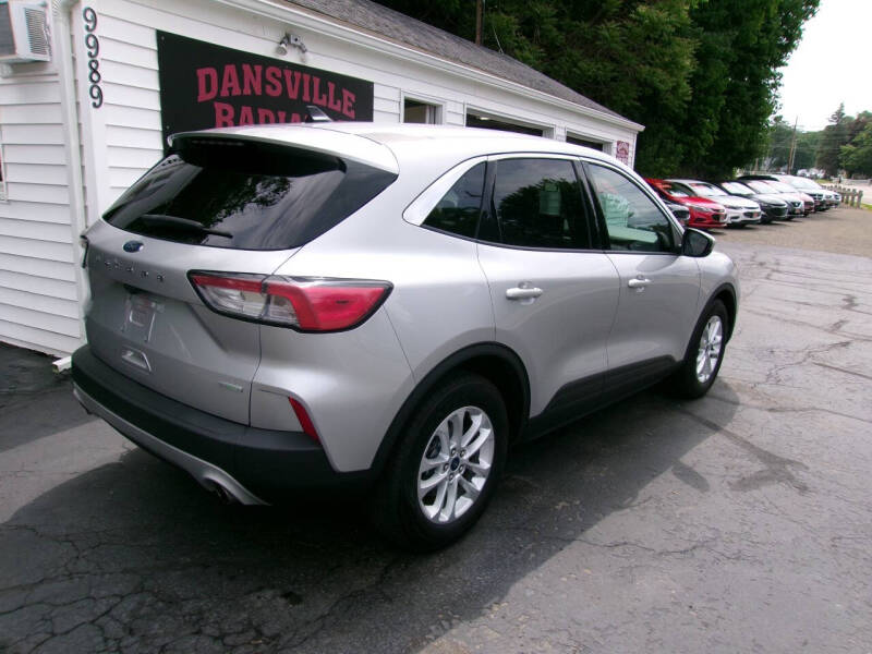 2020 Ford Escape SE