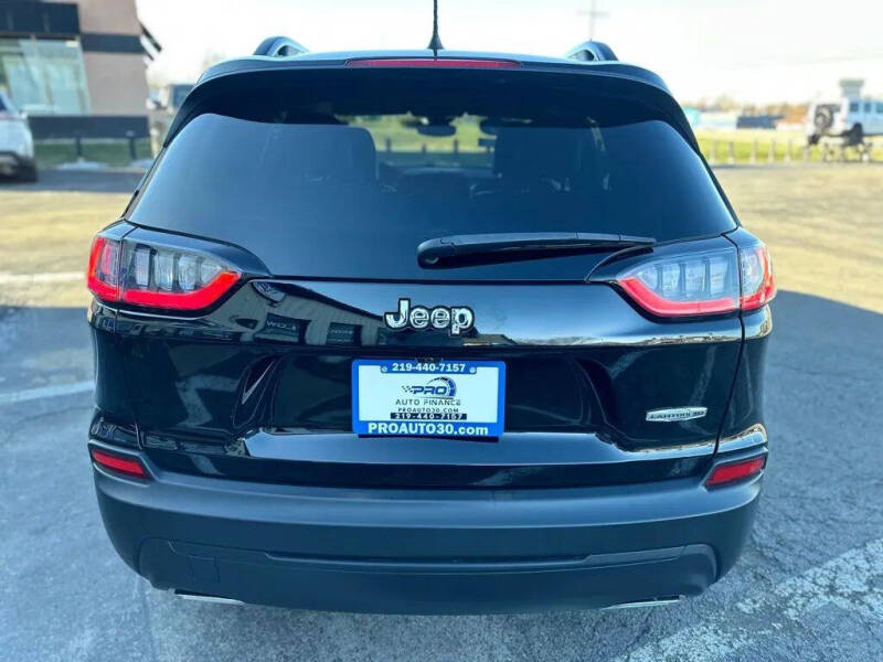 2022 Jeep Cherokee Latitude Lux