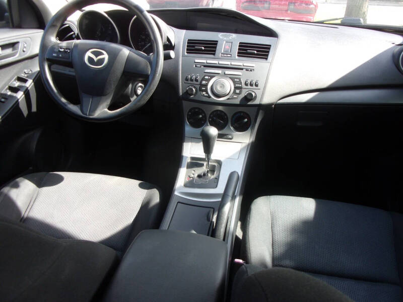 Image 5 of 2011 Mazda MAZDA3 i Sport