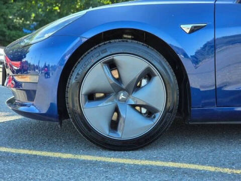 2020 Tesla Model 3 Standard Range Plus