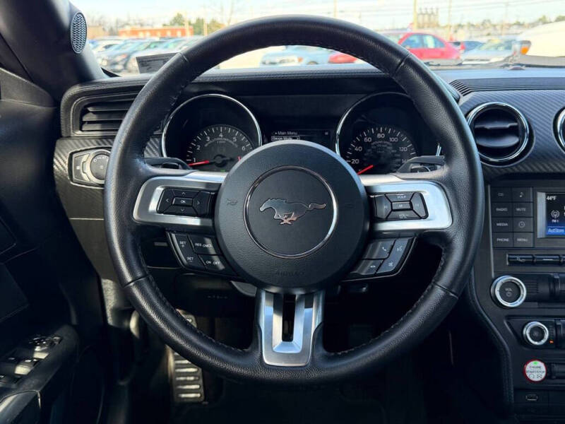 2015 Ford Mustang V6