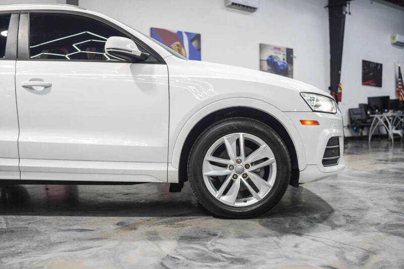 2017 Audi Q3 2.0T Premium
