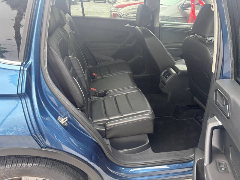 2018 Volkswagen Tiguan 2.0T SEL Premium 4Motion