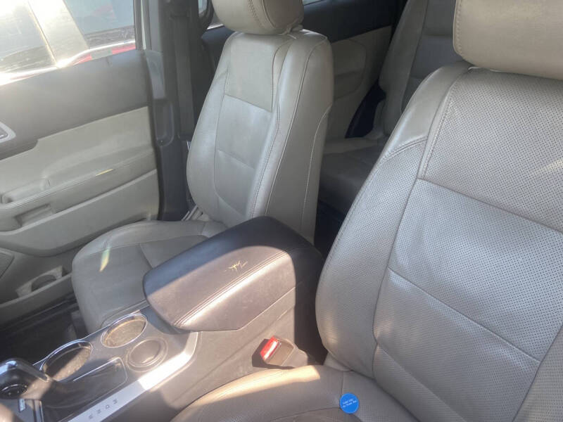 2012 Ford Explorer Limited