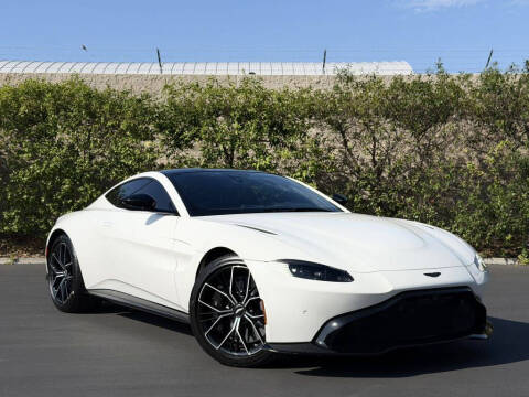 2022 Aston Martin Vantage