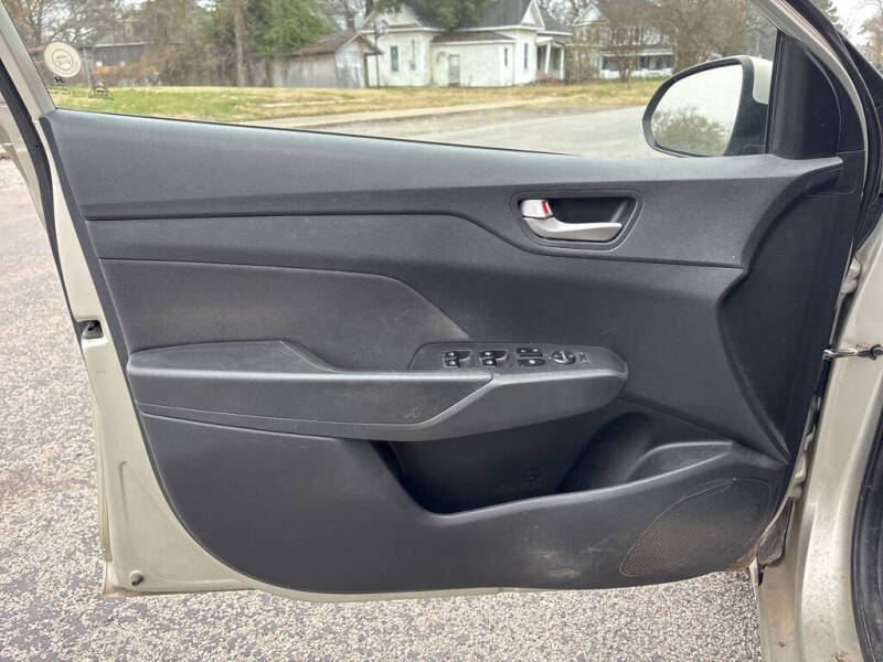 2018 Hyundai Accent SE