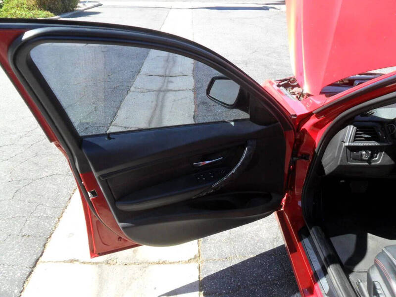 2015 BMW 3 Series 328i