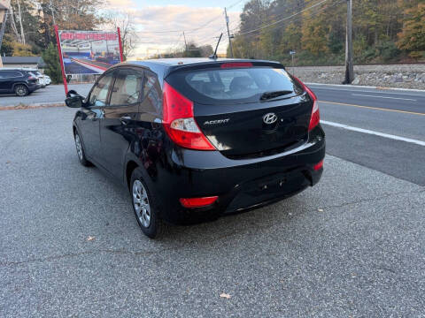 2017 Hyundai Accent SE