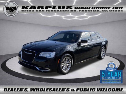 2017 Chrysler 300 Limited