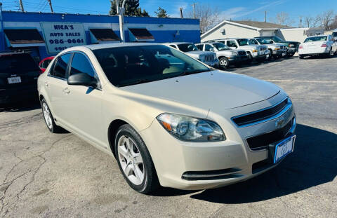 2009 Chevrolet Malibu for sale at NICAS AUTO SALES INC in Loves Park IL