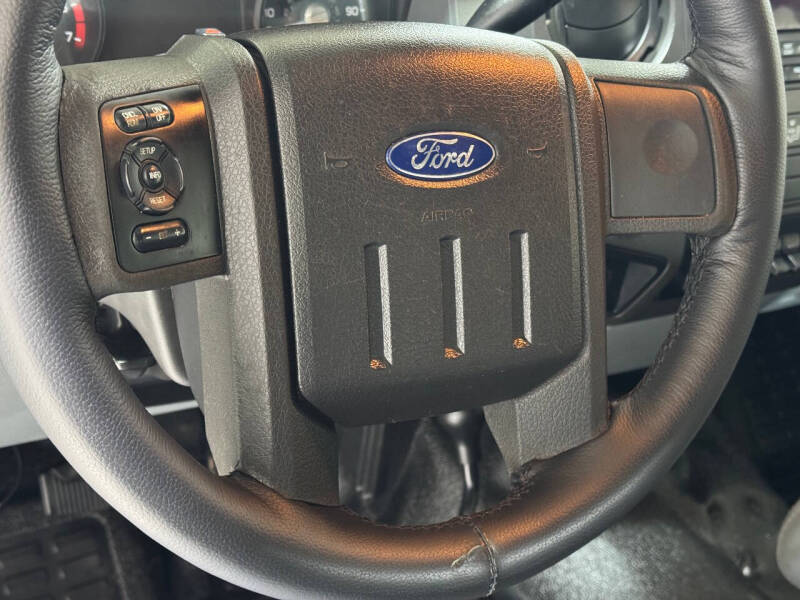 2011 Ford F-350 Super Duty XL