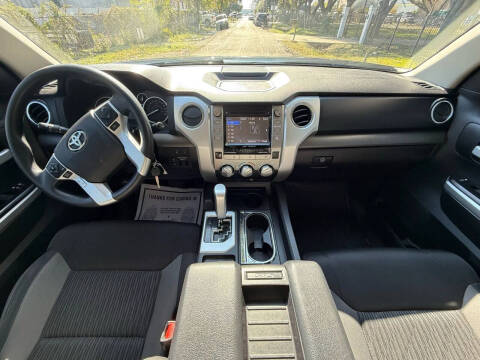 2016 Toyota Tundra SR5