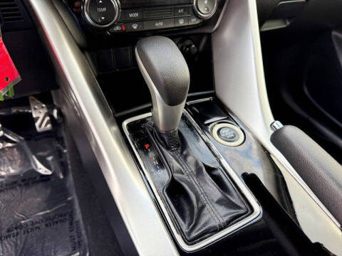 2022 Mitsubishi Eclipse Cross ES