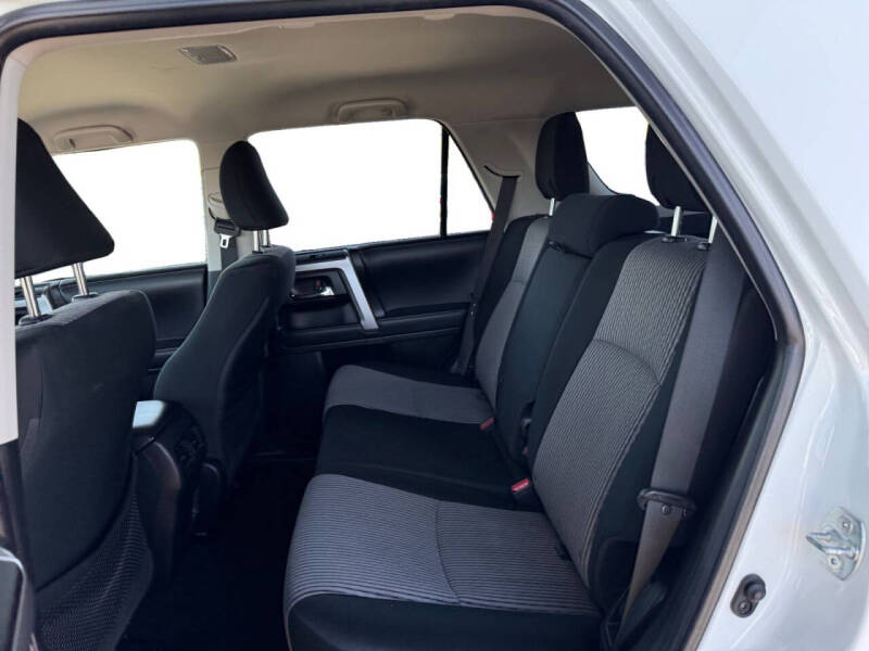 2022 Toyota 4Runner SR5