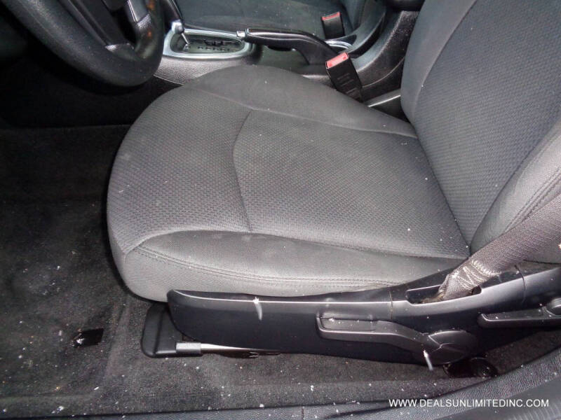 2014 Chrysler 200 LX