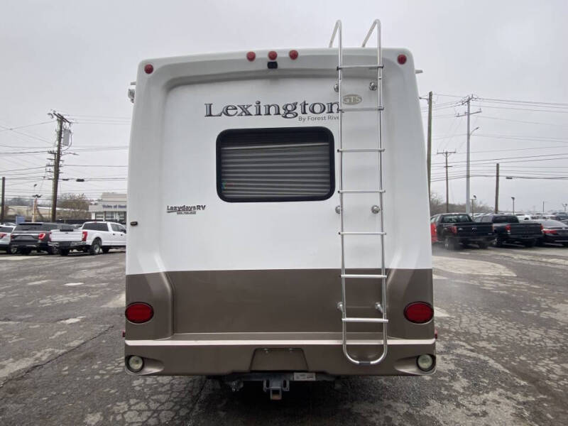 2014 Ford E-Series E-450 SD