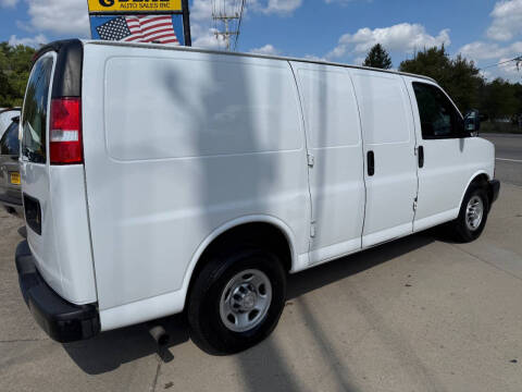 2017 Chevrolet Express 2500