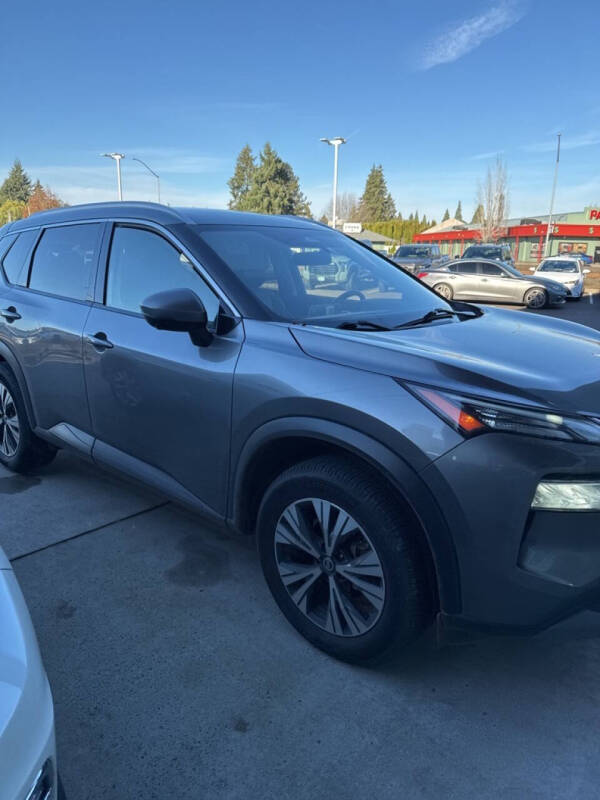 2021 Nissan Rogue SV