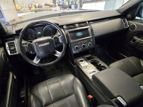 2020 Land Rover Discovery SE