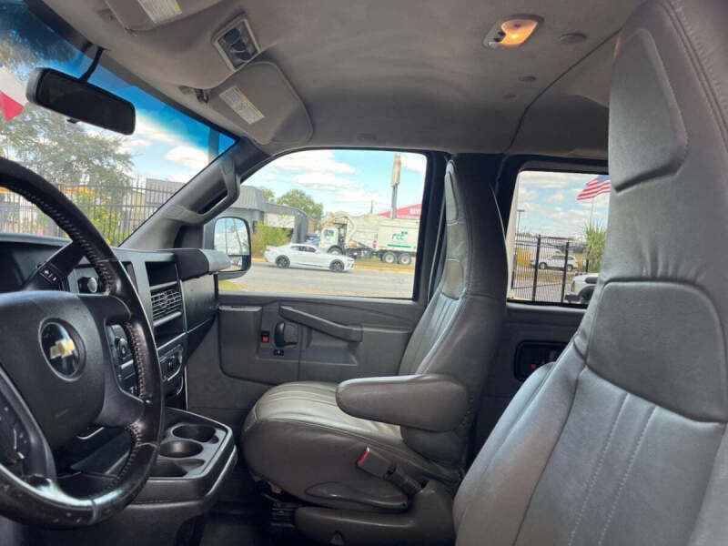 2020 Chevrolet Express LS 3500