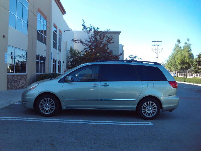 2008 Toyota Sienna XLE Limited
