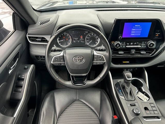 2023 Toyota Highlander XSE