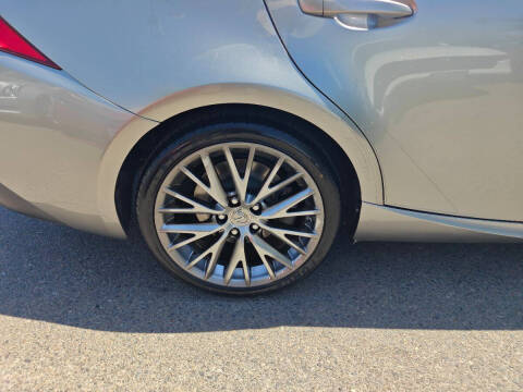 2016 Lexus IS 200t