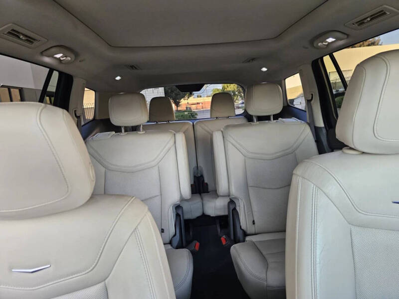 2020 Cadillac XT6 Premium Luxury