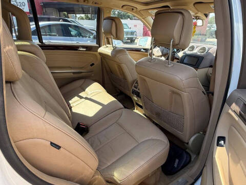 2012 Mercedes-Benz GL-Class GL 550 4MATIC