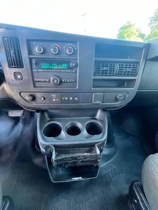 2019 Chevrolet Express 2500