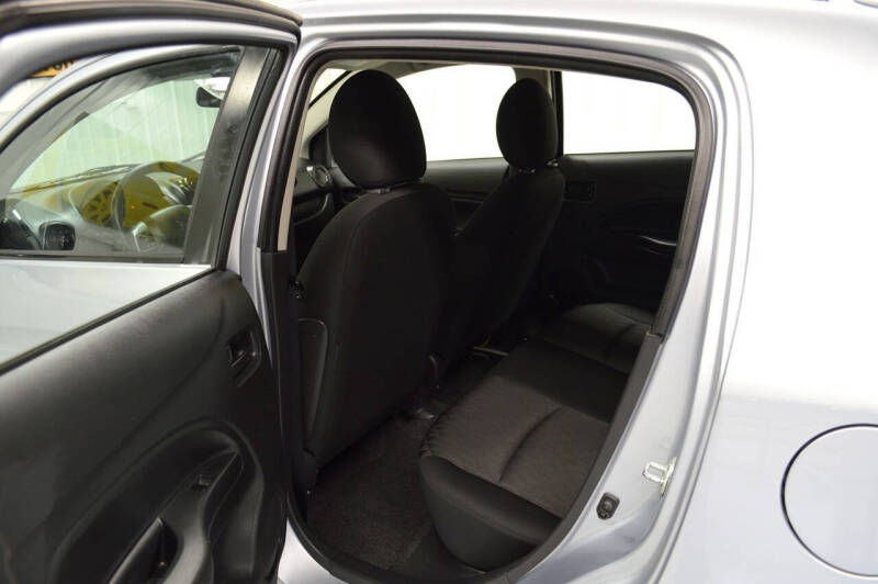 2021 Mitsubishi Mirage ES