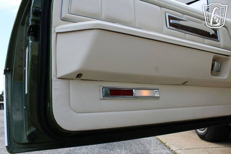 1972 Lincoln Continental