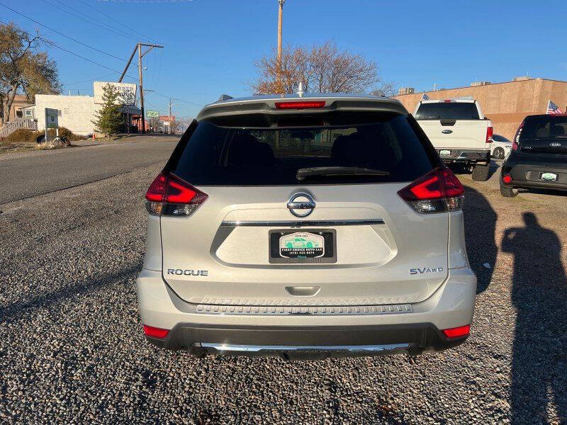 2017 Nissan Rogue SV