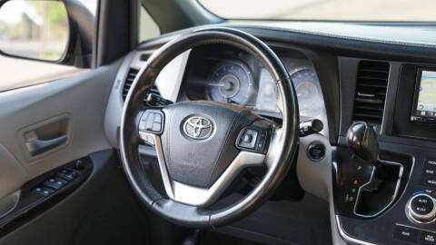 2016 Toyota Sienna