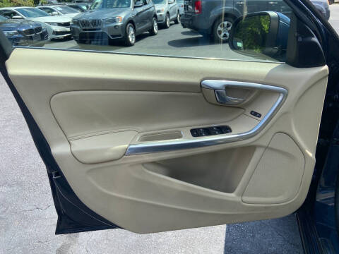 2015 Volvo S60 T5 Drive-E Platinum