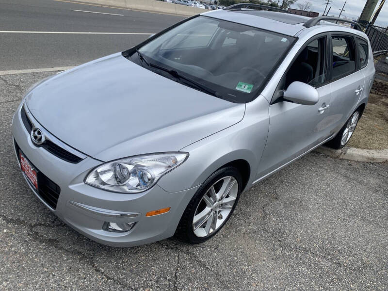 2010 Hyundai Elantra Touring SE