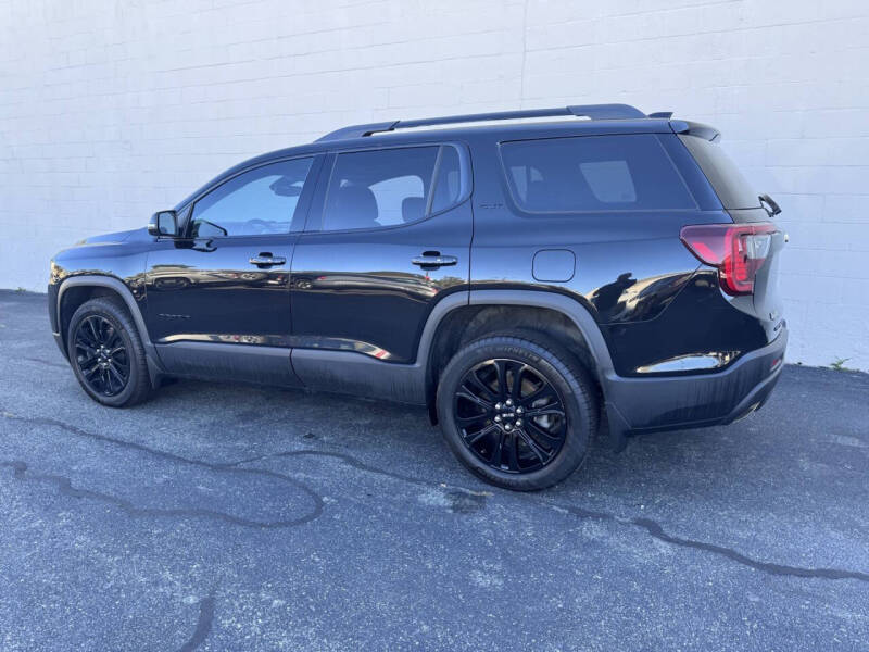 2022 GMC Acadia SLT