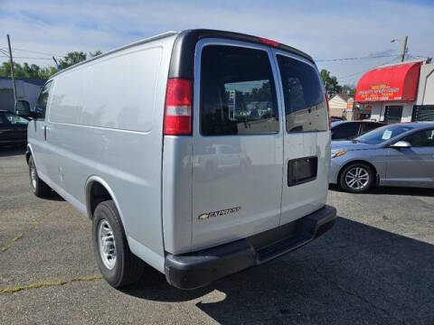 2024 Chevrolet Express 2500