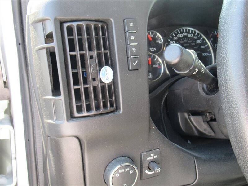 2022 GMC Savana 2500