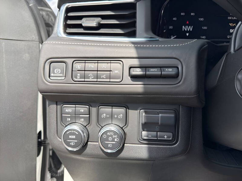 2023 GMC Yukon Denali Ultimate