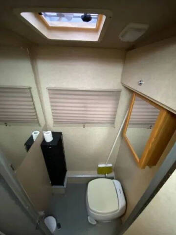 2000 Freightliner XC Chassis