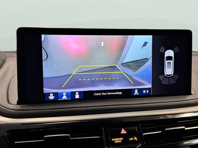 2025 Acura MDX w/Tech