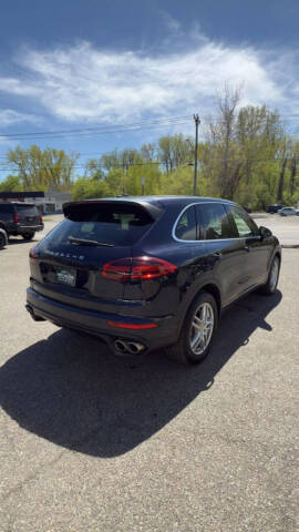 2016 Porsche Cayenne S