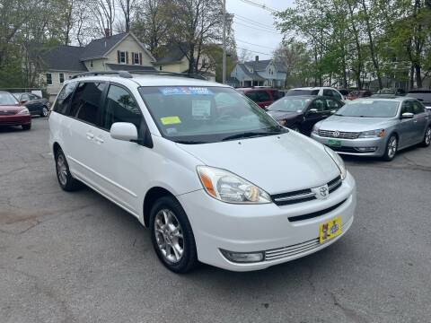 2005 Toyota Sienna for sale at Emory Street Auto Sales and Service in Attleboro MA